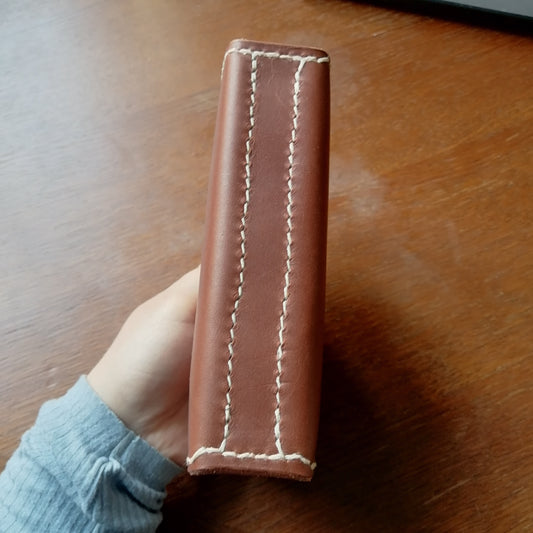 Handbunden A6 journal i läder